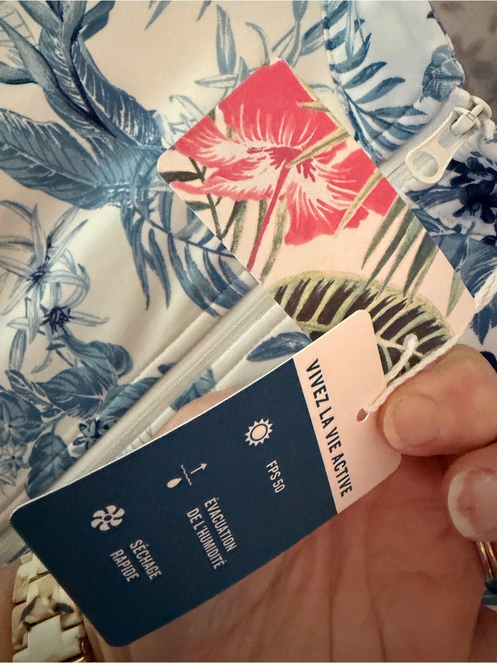 Tommy Bahama White Jacket with Blue Tropical Print - Picture 4 of 6